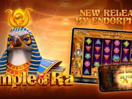Pemain menikmati sportsbook dan slot online di hallo777 melalui ponsel